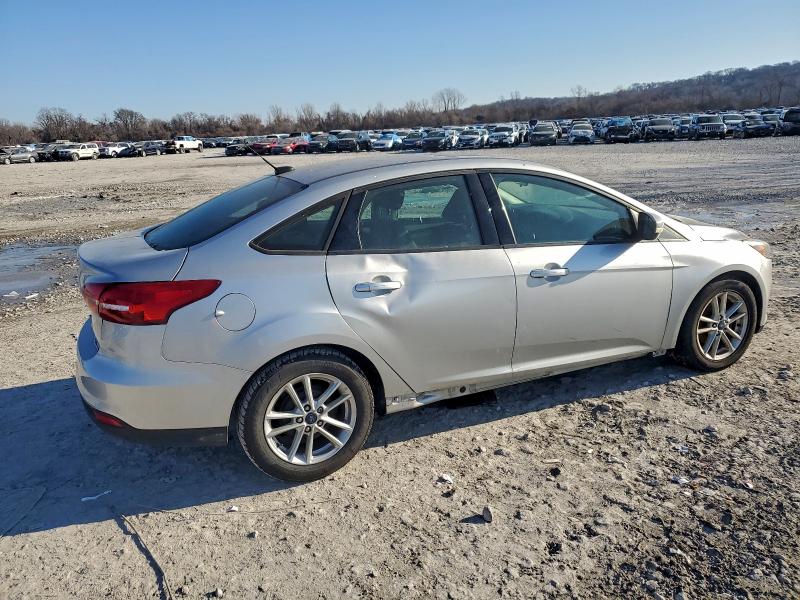 Фото 3 - FORD FOCUS