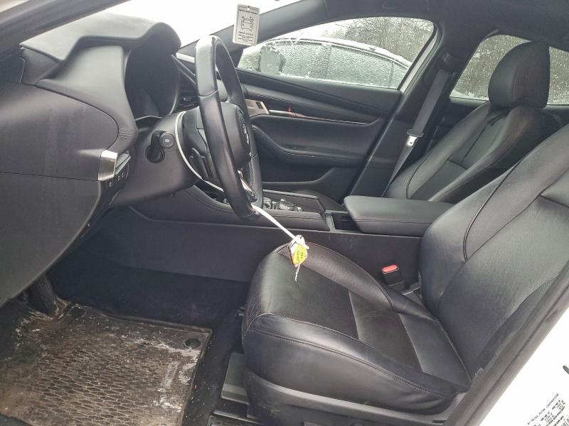 Фото 7 - MAZDA 3