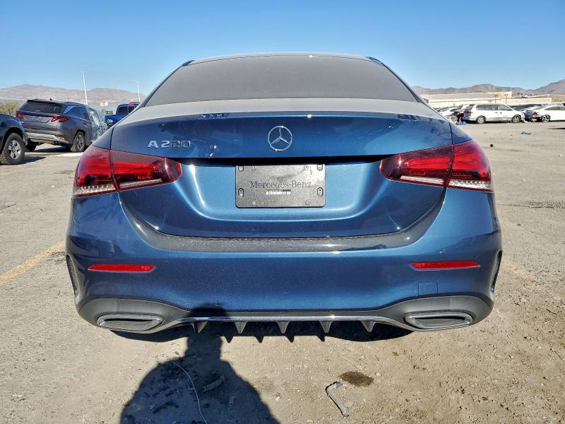 Фото 6 - MERCEDES-BENZ A-CLASS