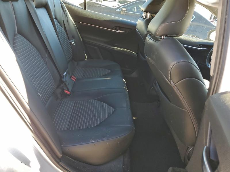 Фото 10 - TOYOTA CAMRY