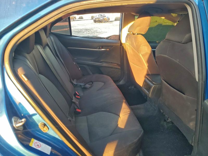 Фото 10 - TOYOTA CAMRY