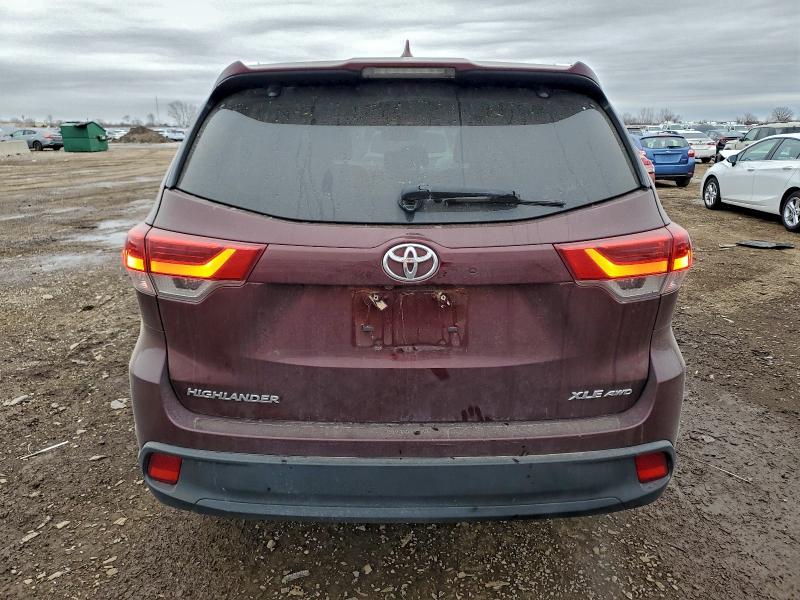 Фото 6 - TOYOTA HIGHLANDER