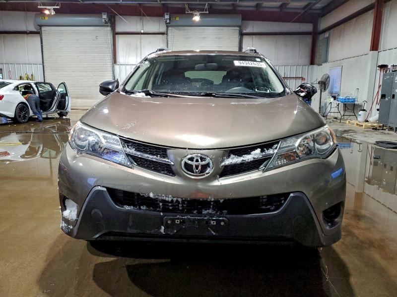 Фото 5 - TOYOTA RAV4