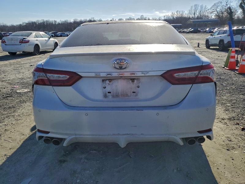 Фото 6 - TOYOTA CAMRY