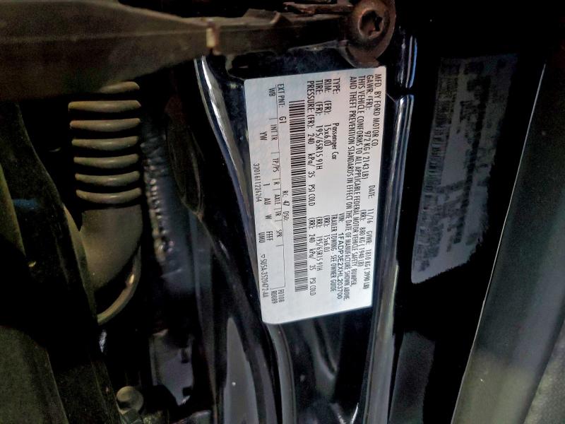 Фото 12 - FORD FOCUS