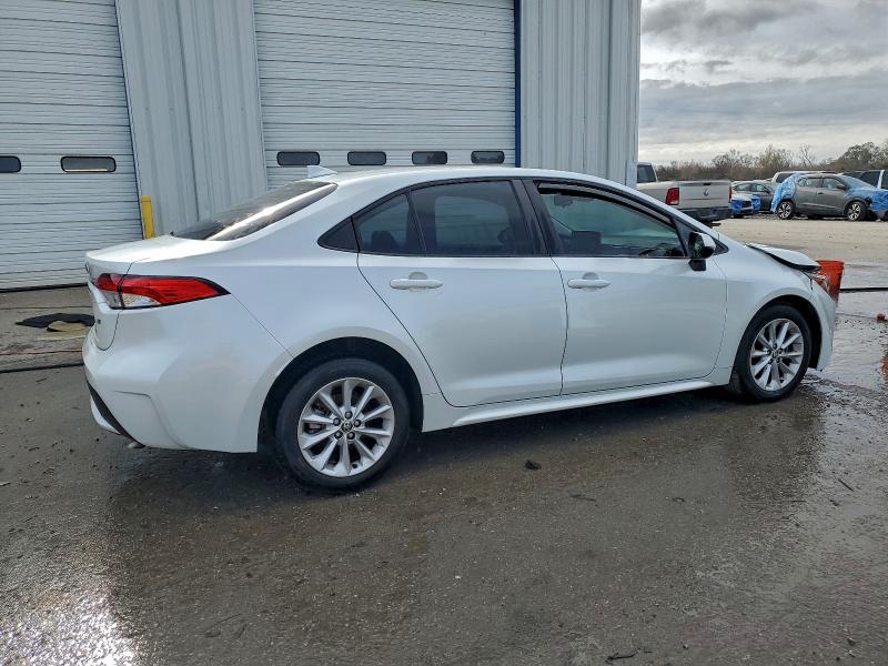 Фото 3 - TOYOTA COROLLA