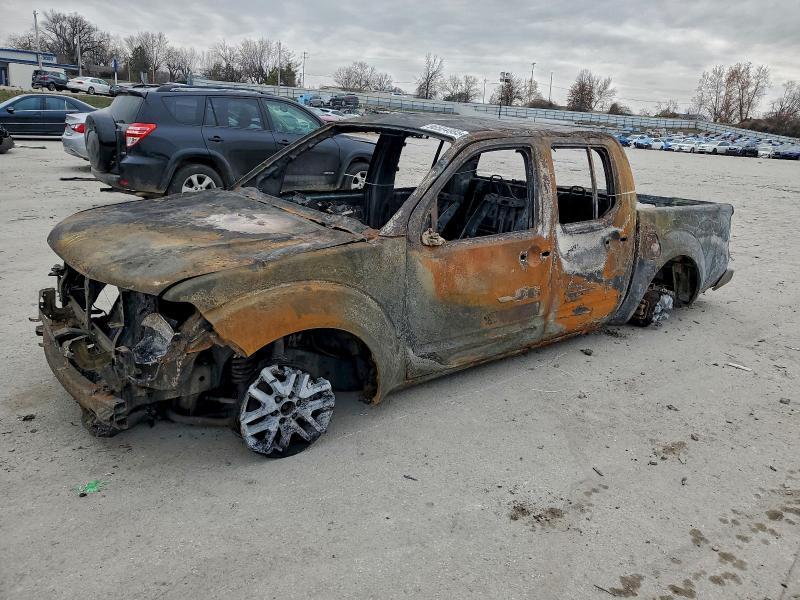 Фото 1 - NISSAN FRONTIER