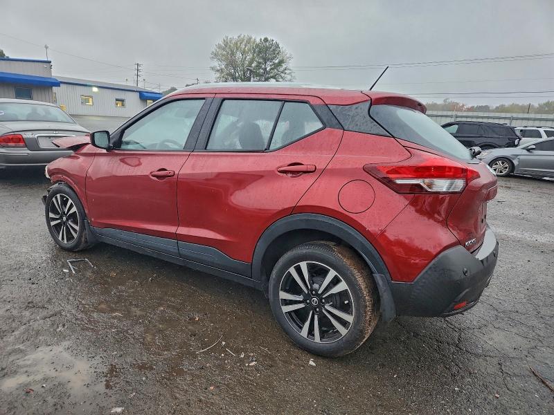 Фото 2 - NISSAN KICKS