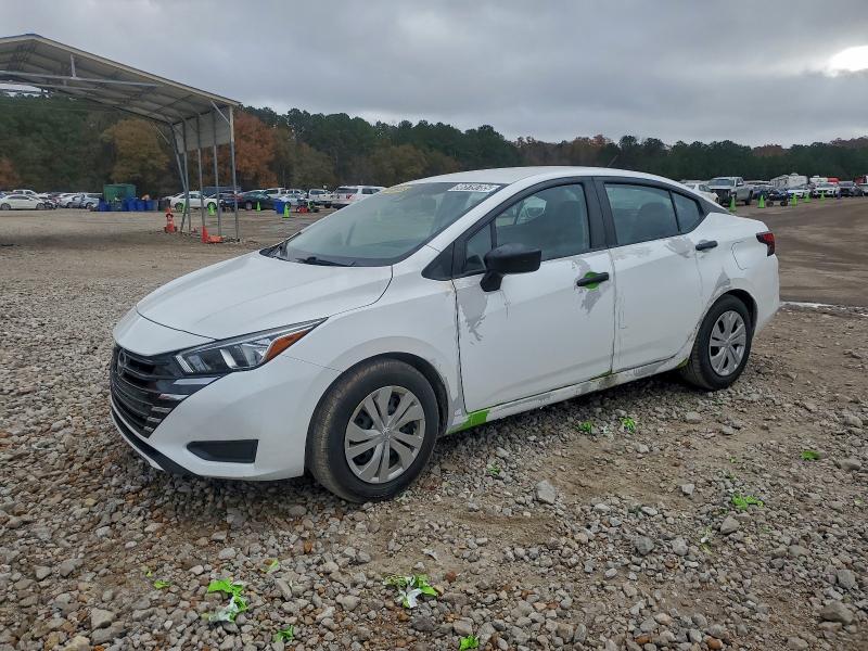 Фото 1 - NISSAN VERSA