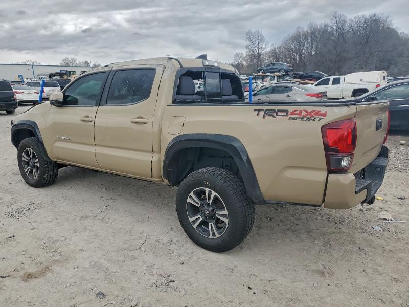 Фото 2 - TOYOTA TACOMA