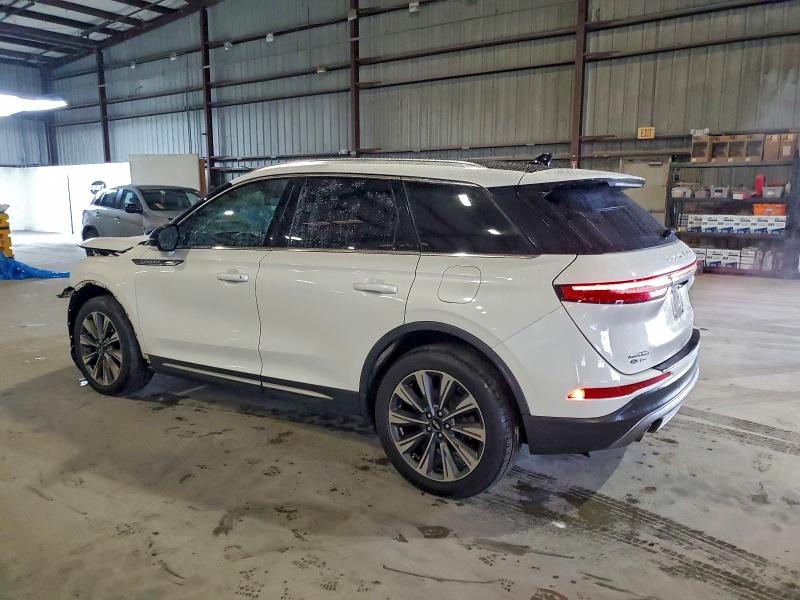 Фото 2 - LINCOLN CORSAIR