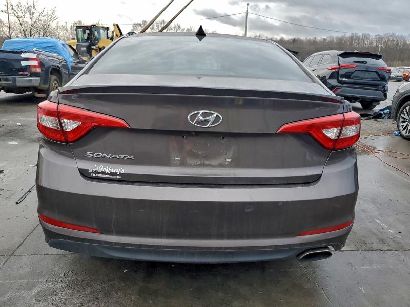 Фото 6 - HYUNDAI SONATA