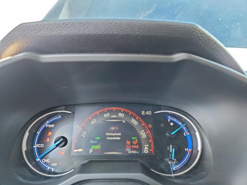 Фото 9 - TOYOTA RAV4