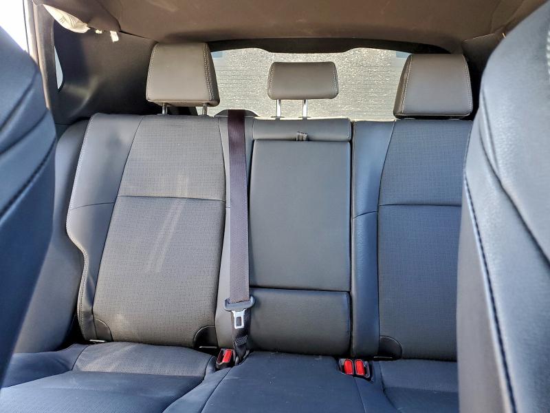 TOYOTA BZ4X XLE 2024 VIN JTMAAAAA8RA033169