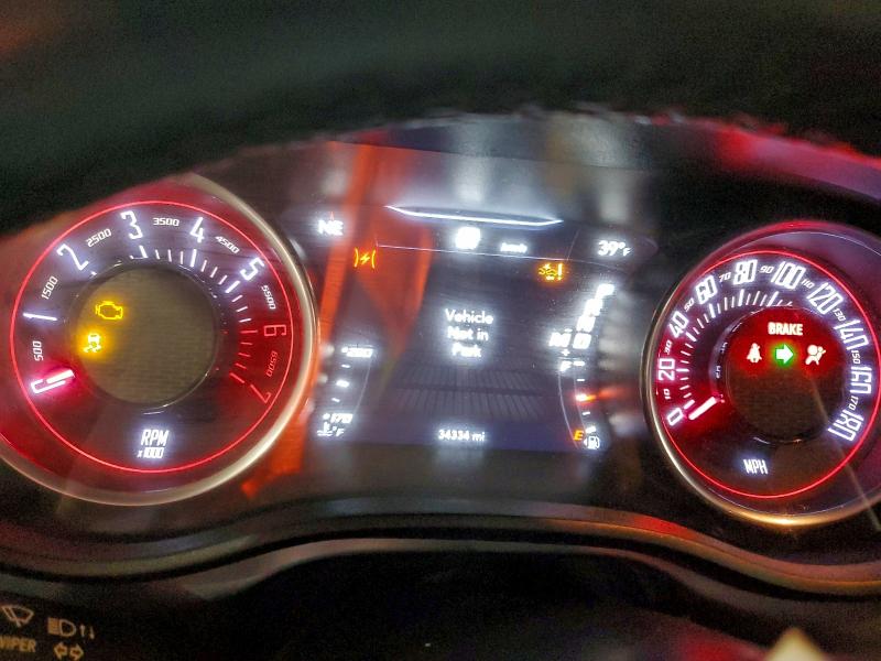 Фото 9 - DODGE CHALLENGER