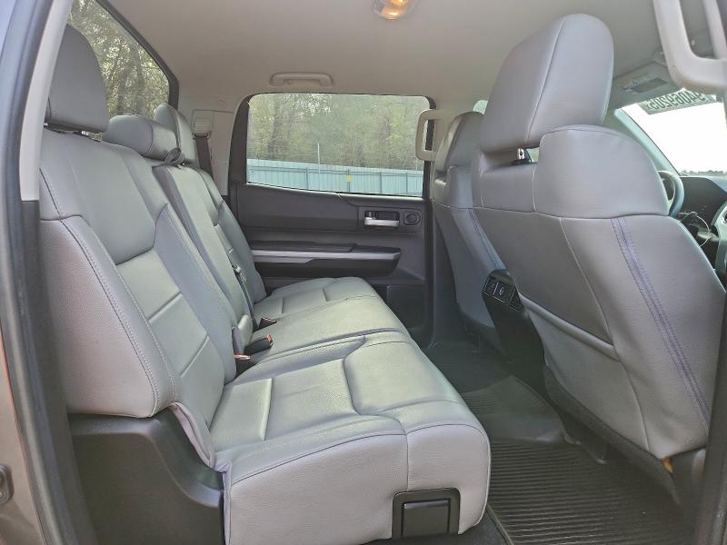 Фото 10 - TOYOTA TUNDRA