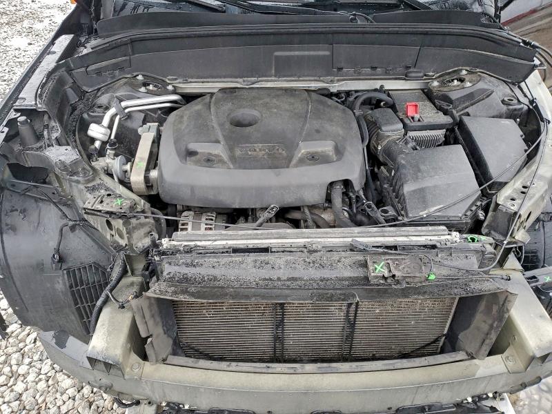 Фото 12 - VOLVO XC90