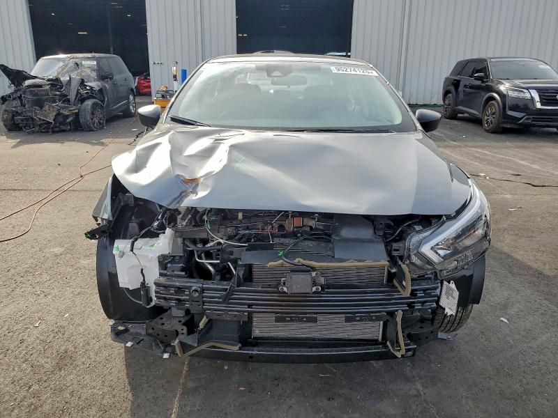 Фото 5 - NISSAN VERSA