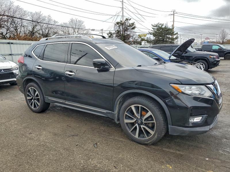 Фото 4 - NISSAN ROGUE