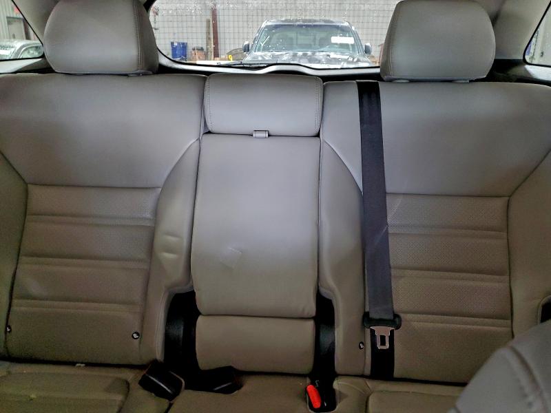 Фото 10 - KIA SORENTO