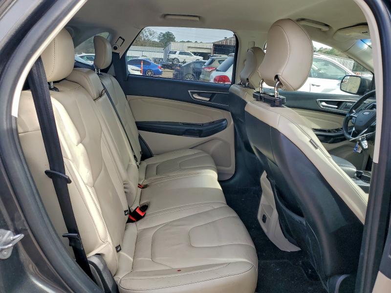 Фото 11 - FORD EDGE