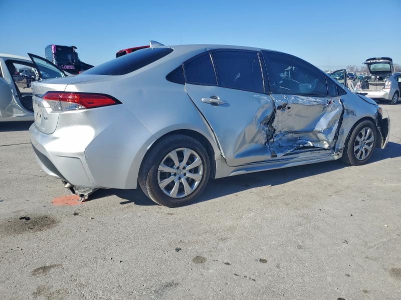 Фото 3 - TOYOTA COROLLA