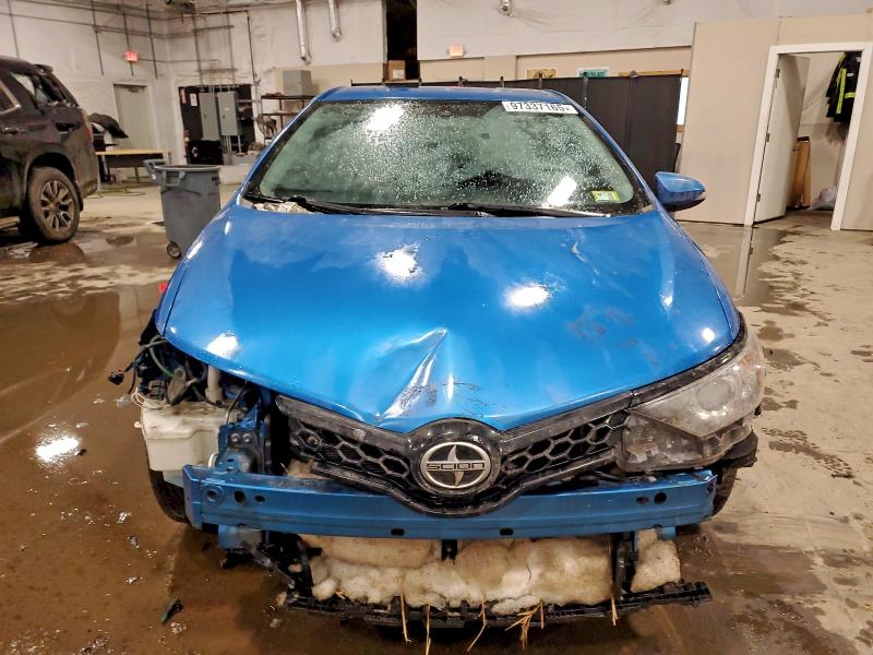 Фото 5 - TOYOTA SCION