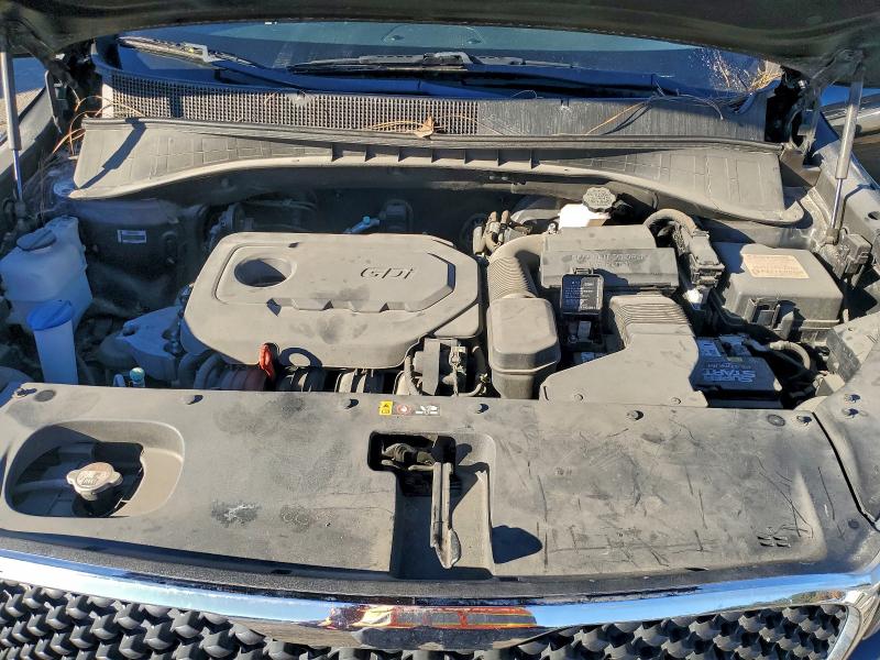 Фото 12 - KIA SORENTO