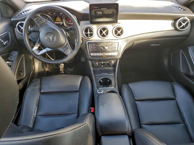 Фото 8 - MERCEDES-BENZ GLA-CLASS