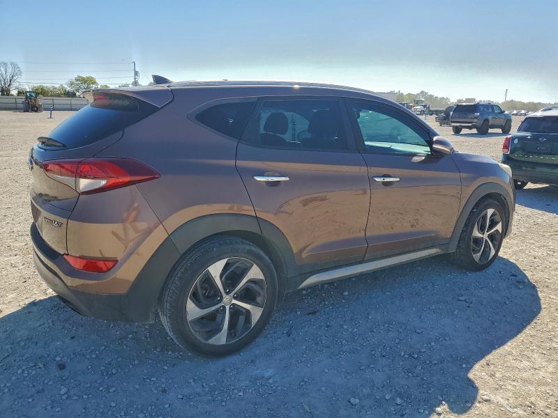 Фото 3 - HYUNDAI TUCSON