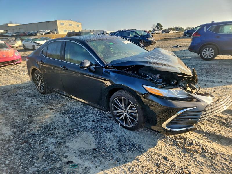 Фото 4 - TOYOTA CAMRY