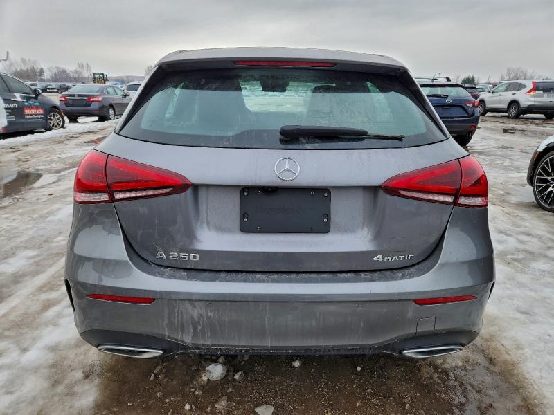 Фото 6 - MERCEDES-BENZ A-CLASS