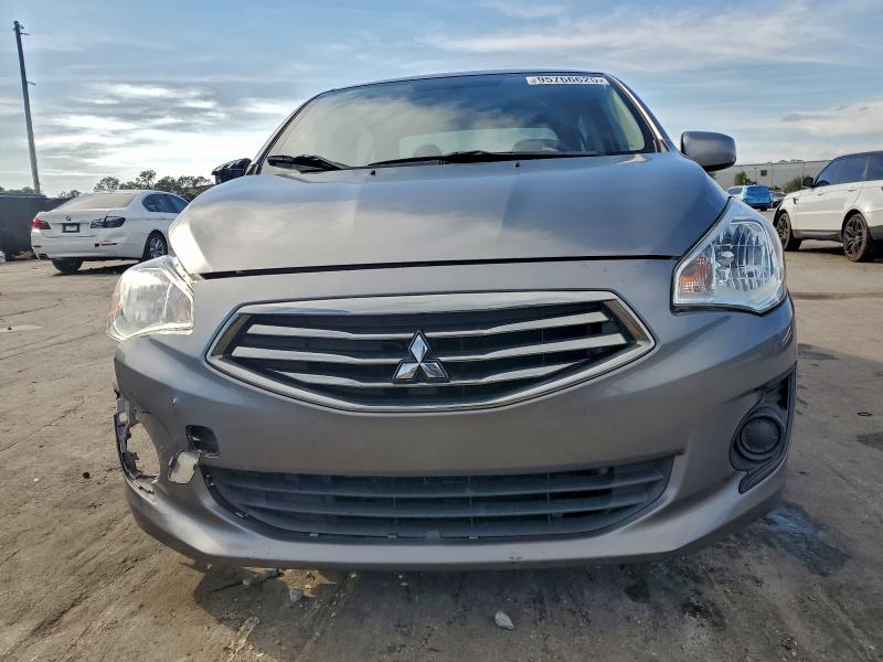 Фото 5 - MITSUBISHI MIRAGE