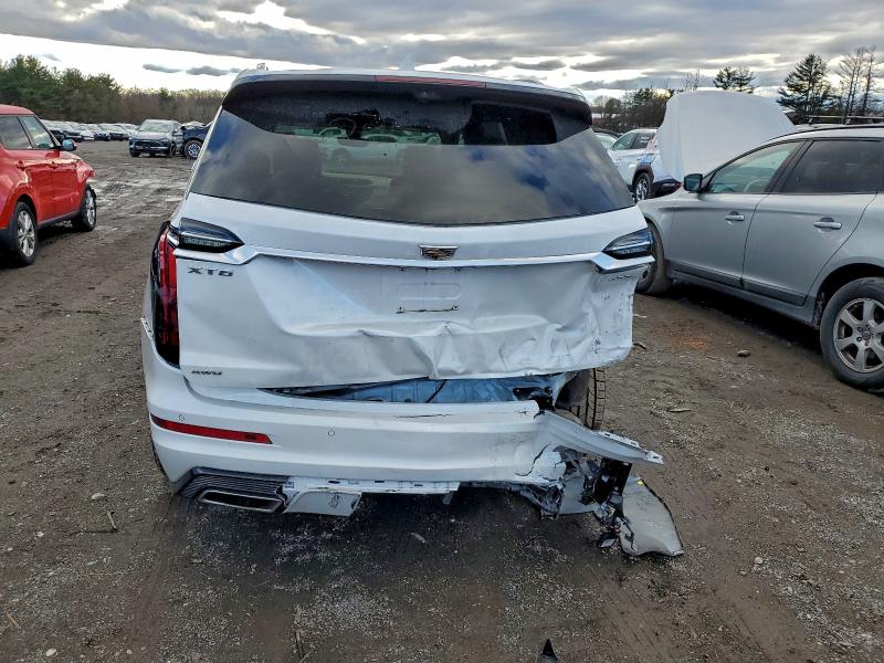 Фото 6 - CADILLAC XT6