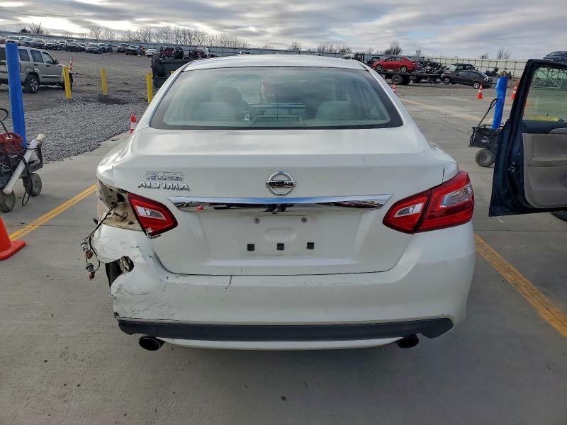 Фото 6 - NISSAN ALTIMA