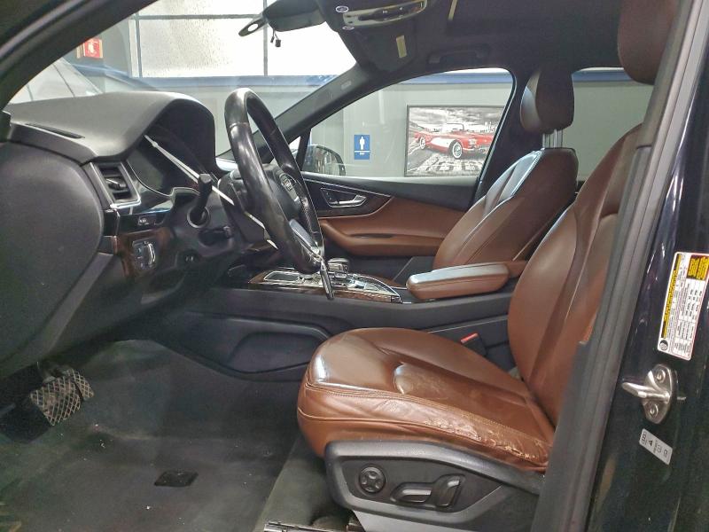 Фото 7 - AUDI Q7