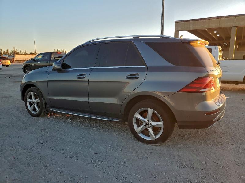 Фото 2 - MERCEDES-BENZ GLE-CLASS