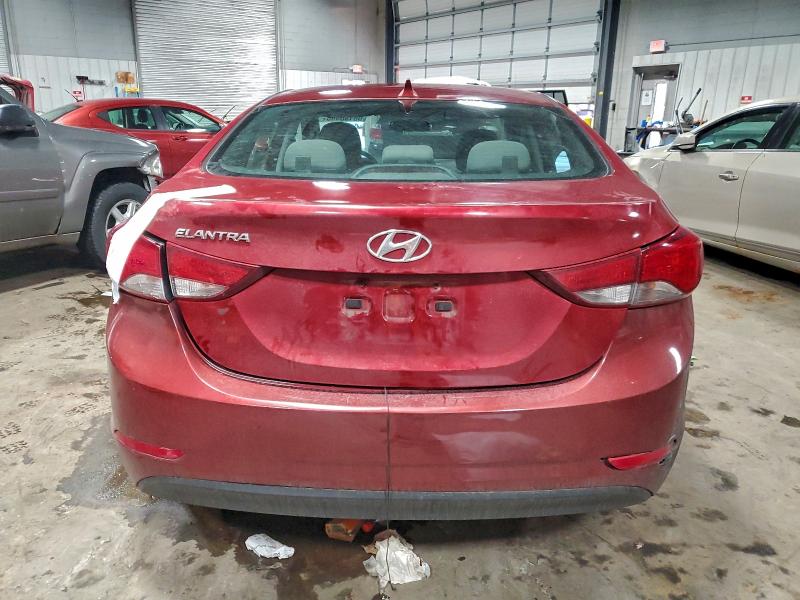 Фото 6 - HYUNDAI ELANTRA