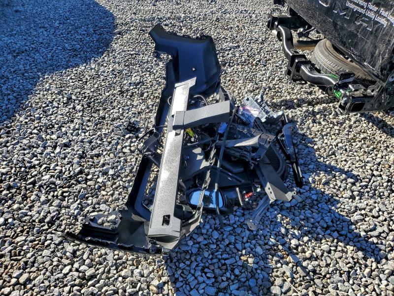 Фото 12 - TOYOTA TACOMA