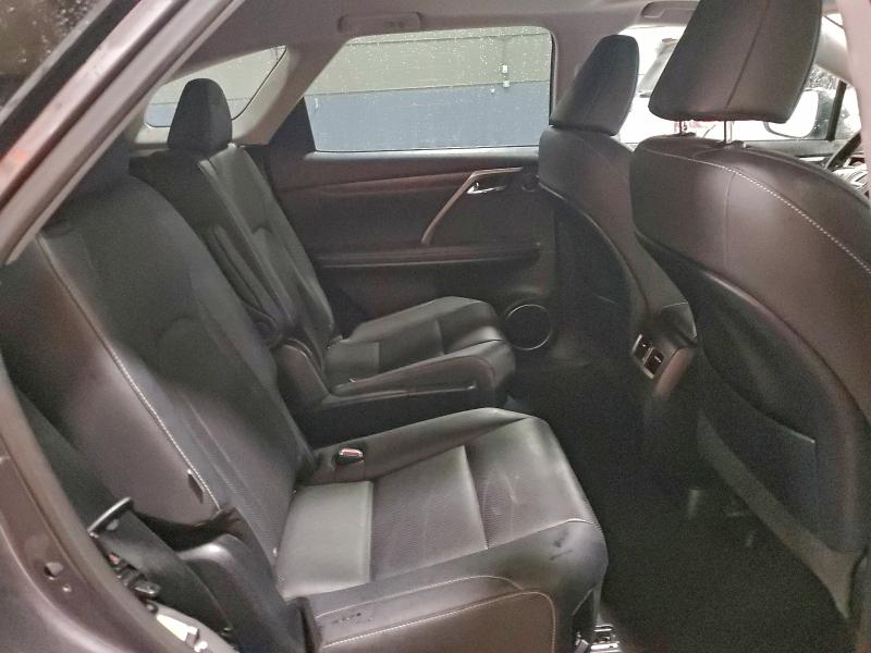 Фото 11 - LEXUS RX350