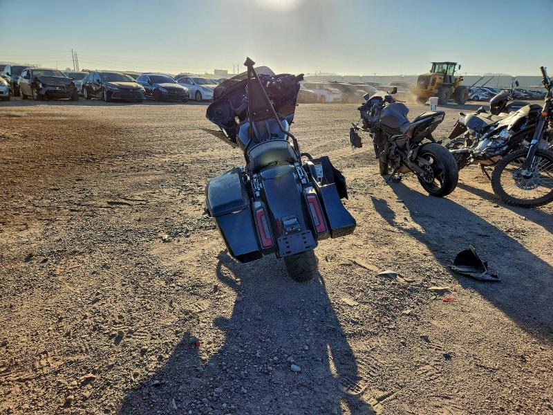 HARLEY-DAVIDSON FL 2024