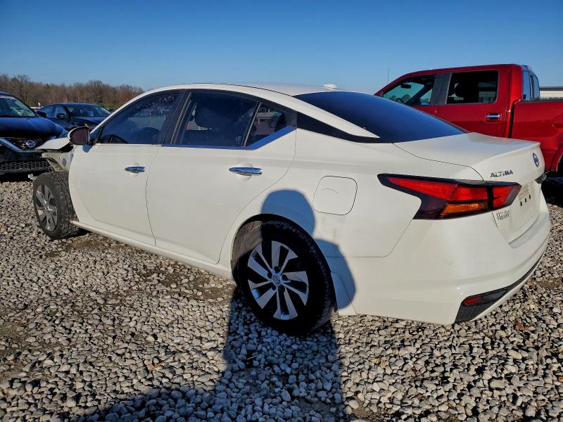 Фото 2 - NISSAN ALTIMA