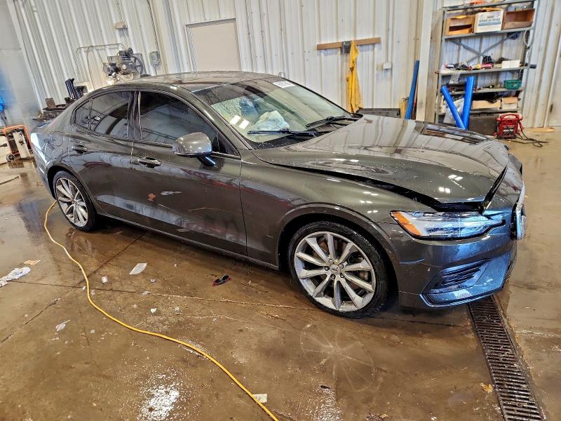 Фото 4 - VOLVO S60