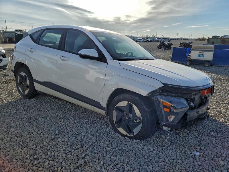 Фото 4 - HYUNDAI KONA