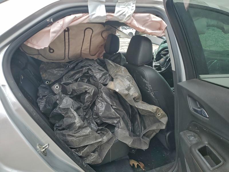 Фото 11 - CHEVROLET EQUINOX