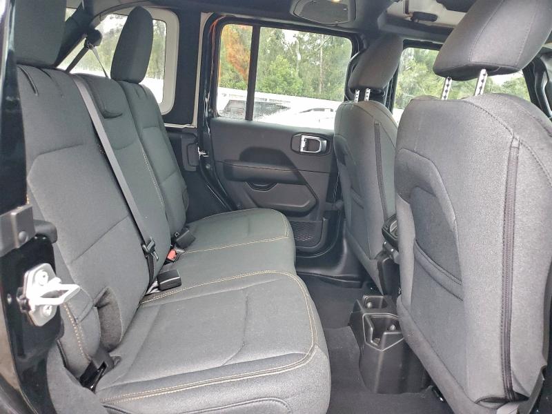 Фото 11 - JEEP WRANGLER