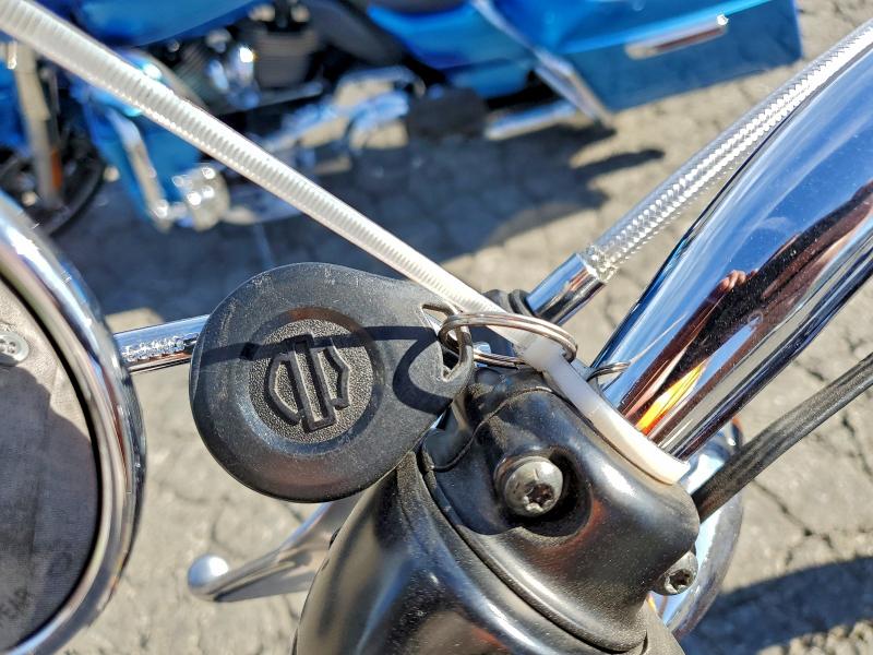 HARLEY-DAVIDSON FL 2014