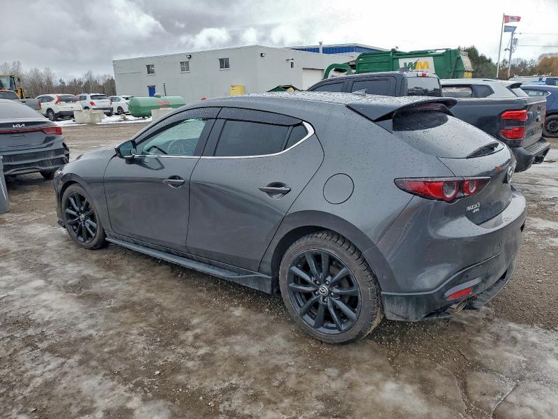Фото 2 - MAZDA 3