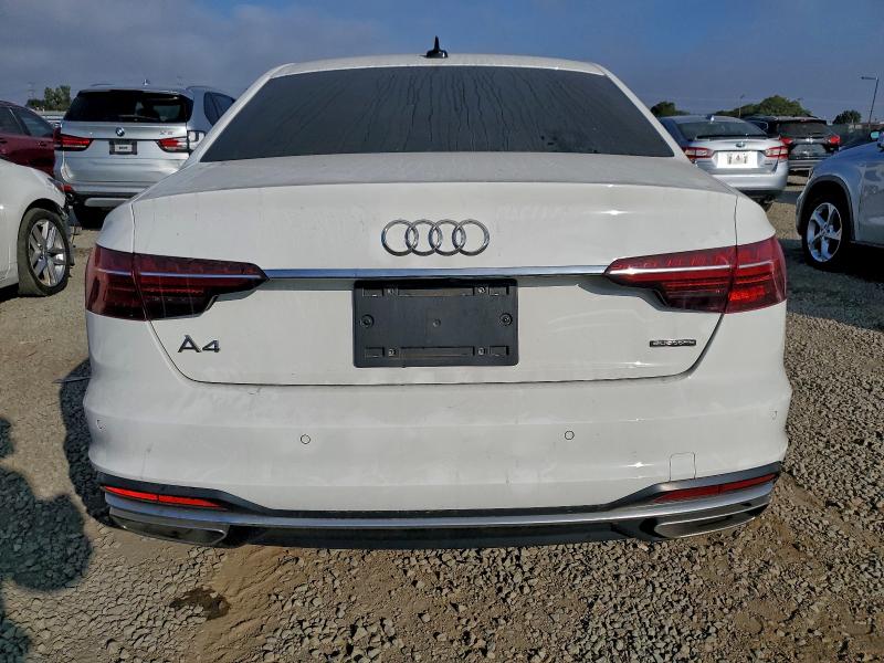 Фото 6 - AUDI A4