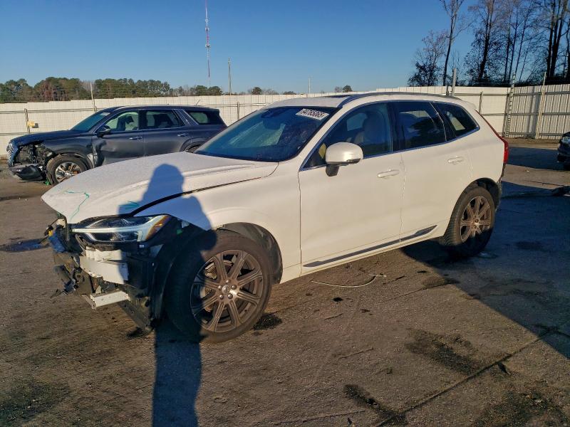 Фото 1 - VOLVO XC60